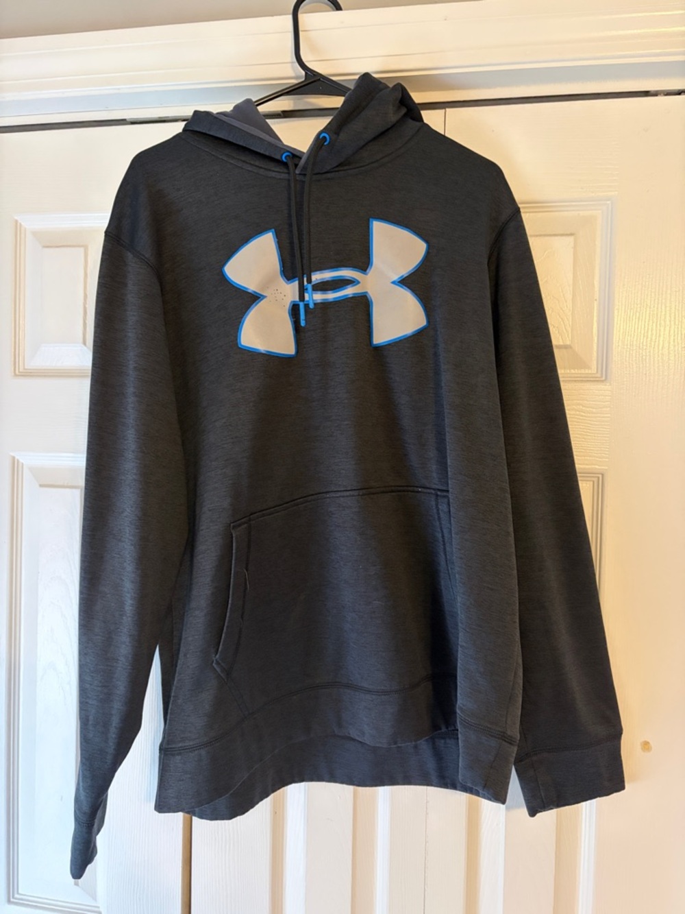 Under Armour Men’s Charcoal Hoodie with Blue-Trim Logo